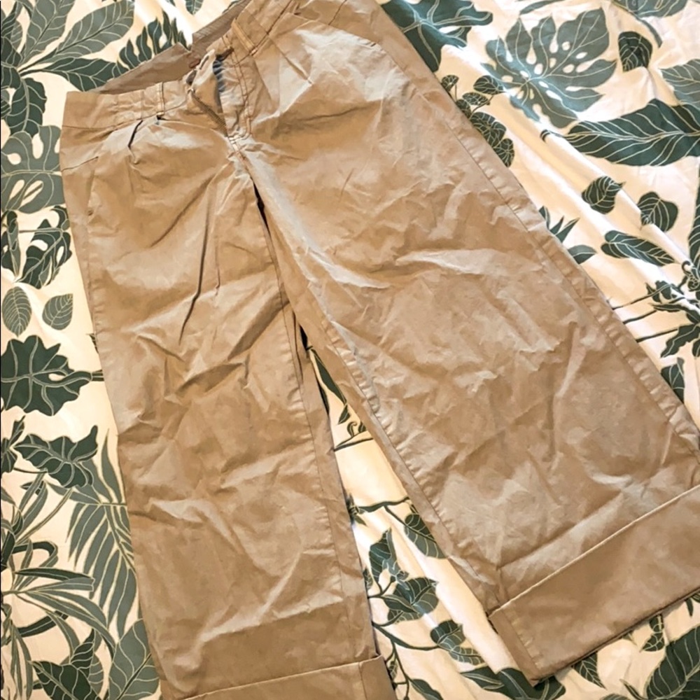 Khaki Low-Rise Loose Pants